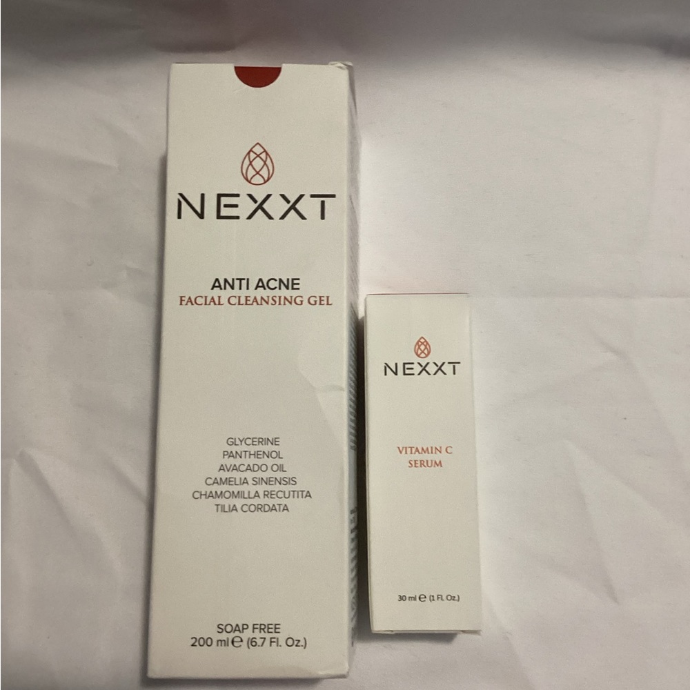Anti Acne Facial Cleansing Gel and Vitamin C Serum Set